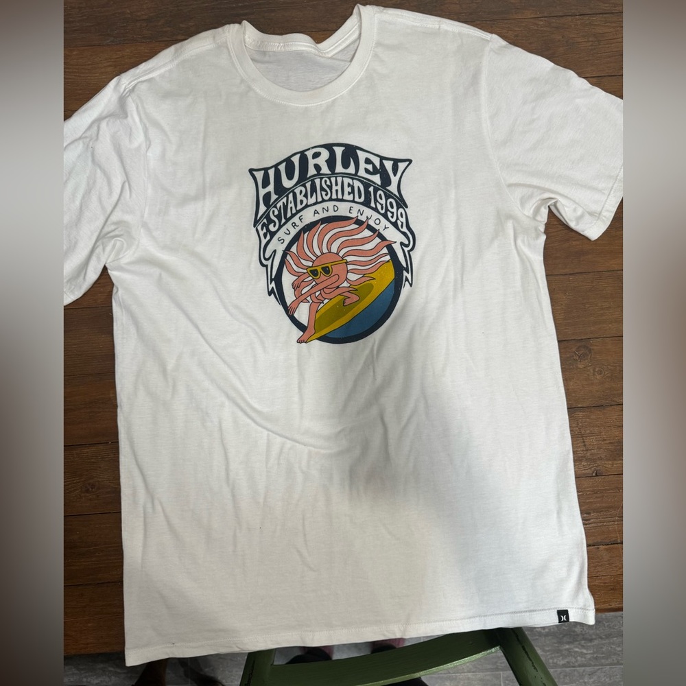 Hurley T